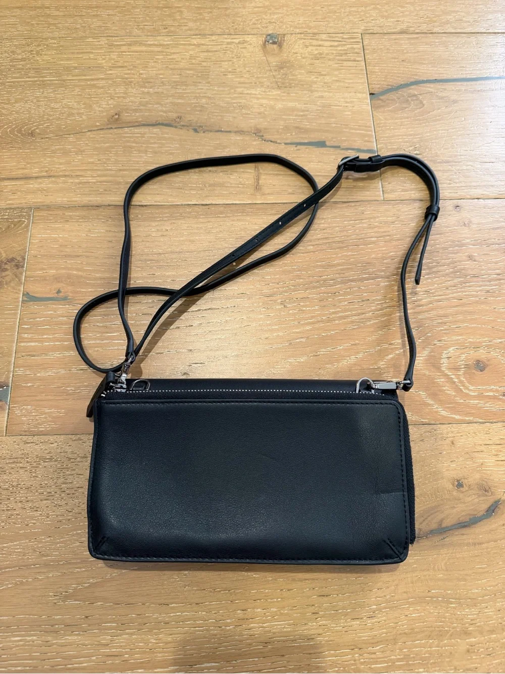 Tumi Belden Wallet Crossbody